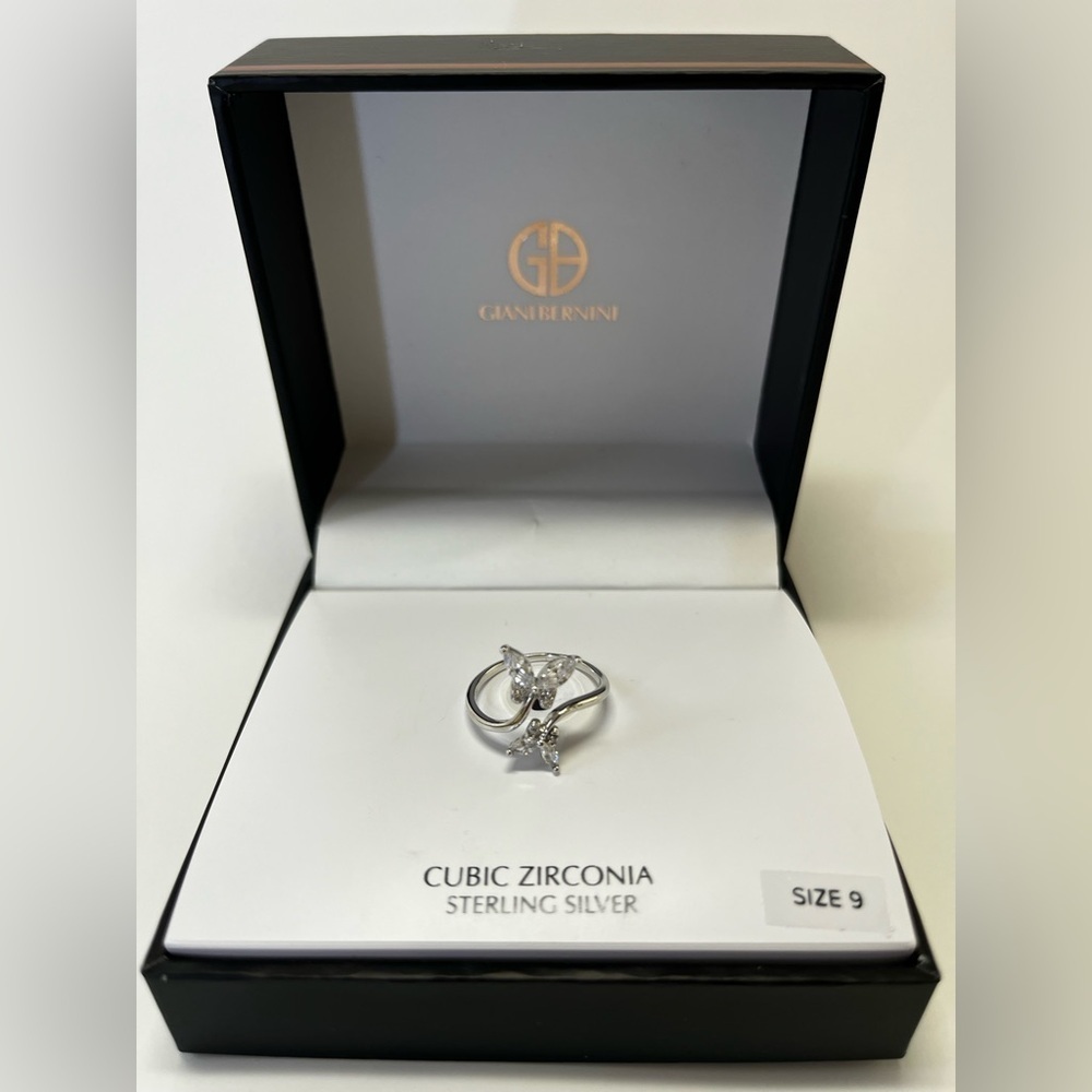 Giani Bernini Silver Ring with Cubic Zirconia Size 9 - Picture 2 of 9